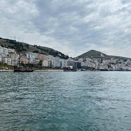 City Beach Apartment Sarandë Buitenkant foto